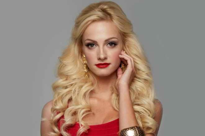 полина максимова