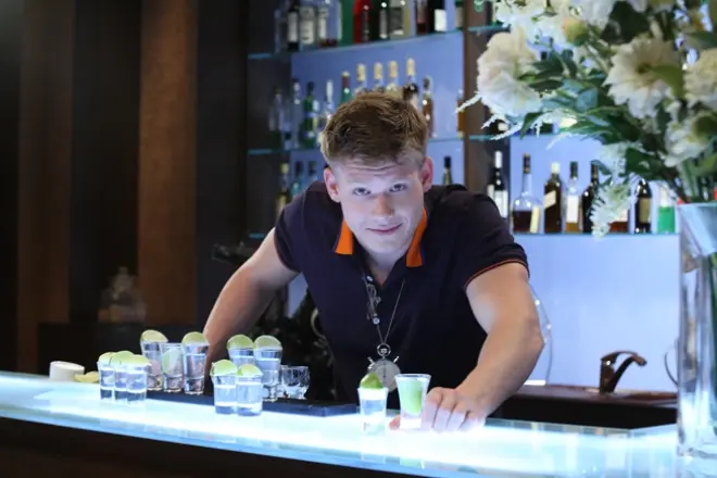 Виктор Хориняк в сериале "Кухня" 'Виктор Хориняк в сериале